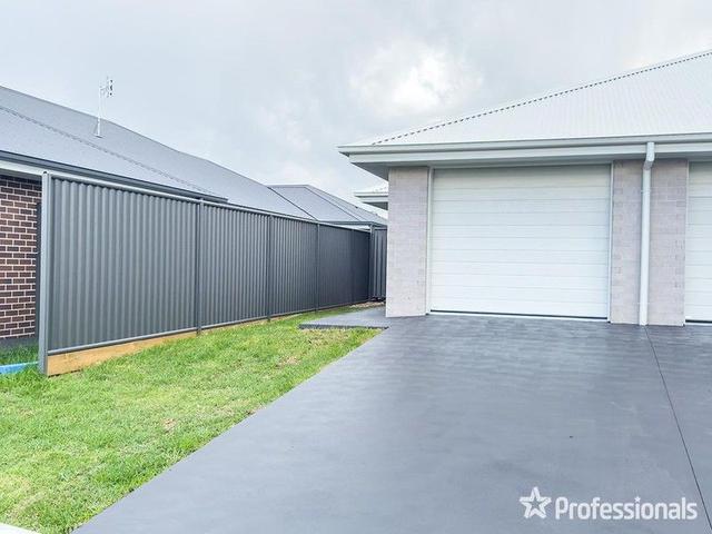 2/50 Station Street, NSW 2352