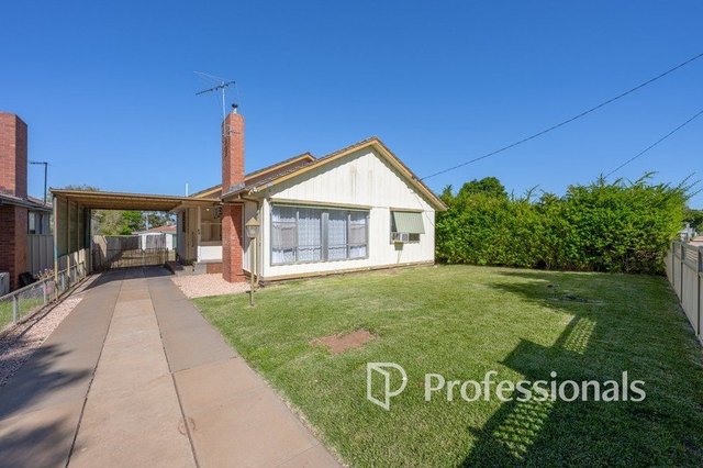 24 Commercial Street, VIC 3505