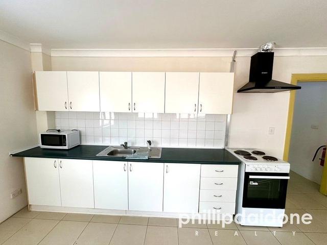 2/97 The Crescent, NSW 2140