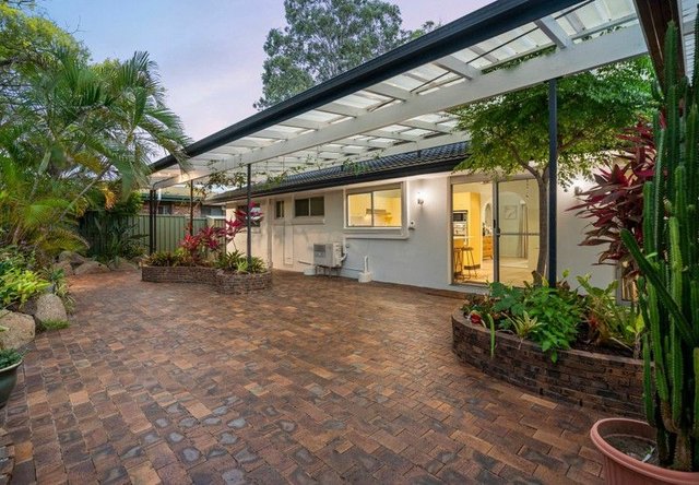 8 Lenore Crescent, QLD 4127