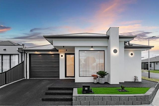 33 Darwinia Drive, VIC 3064