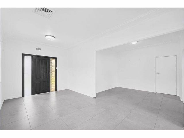 74 Frances Street, NSW 2160