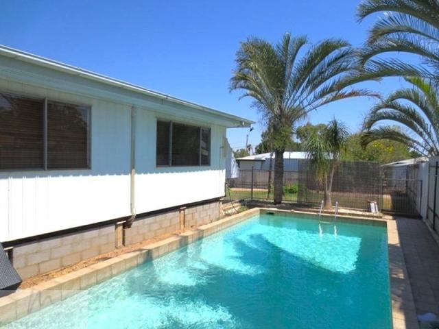 13 Paterson Crescent, QLD 4825