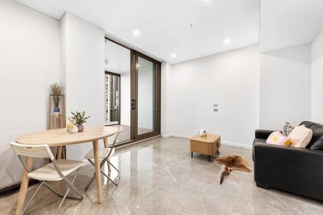 640/180 George Street, NSW 2150