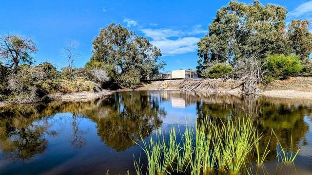41 Buckingham Road Wanerie, WA 6503