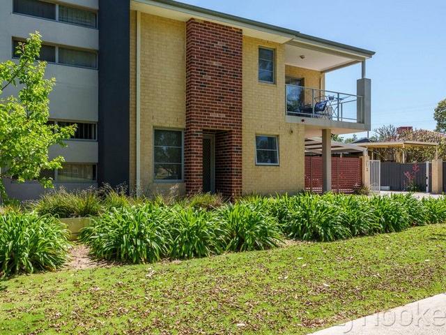 2/3 Packham Road, WA 6163