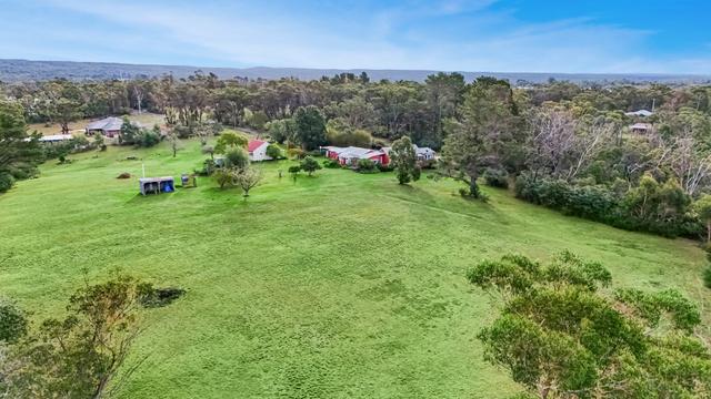 11 River Street, NSW 2571