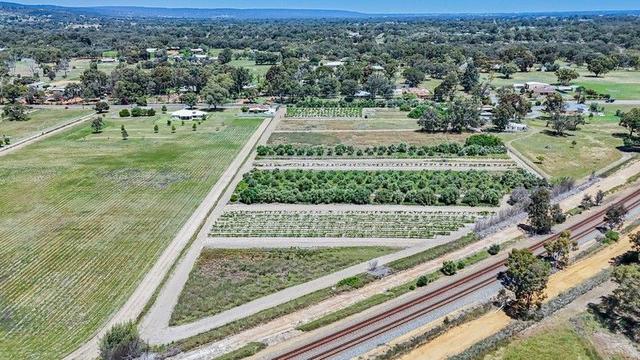 115 Haddrill Road, WA 6056