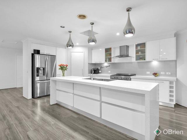 14 Astley Wynd, VIC 3975