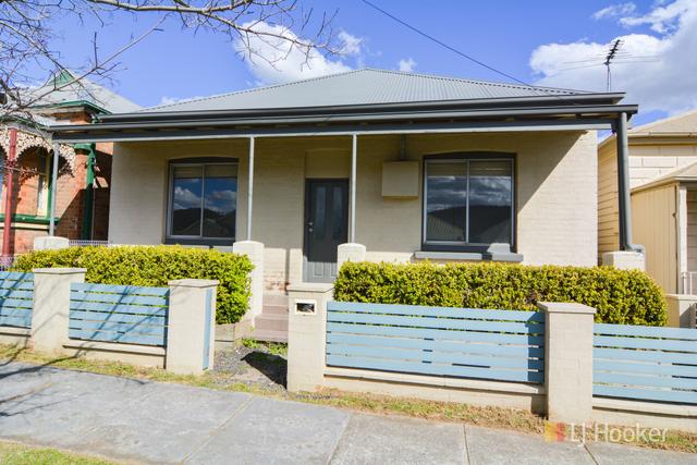 93 Mort Street, NSW 2790