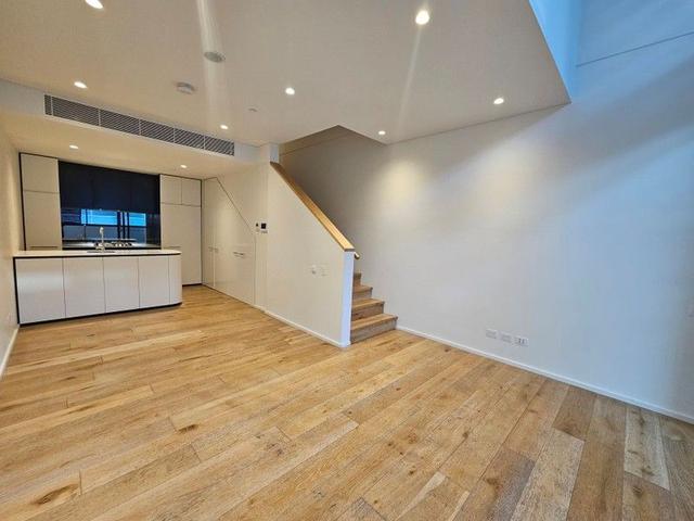 305/241 Oxford  Street, NSW 2022