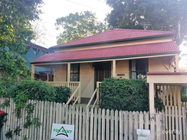 14 Agars Street, QLD 4064