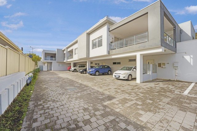 1/4 Mellar Ct, WA 6056