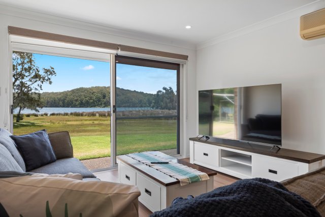 8 Honeysuckle Close, NSW 2539