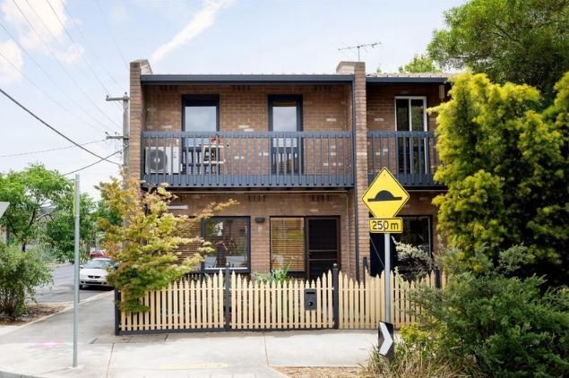 8/201-207 Barkly Street, VIC 3056