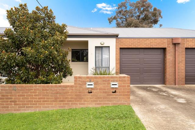 2/4 Bruno St, VIC 3555