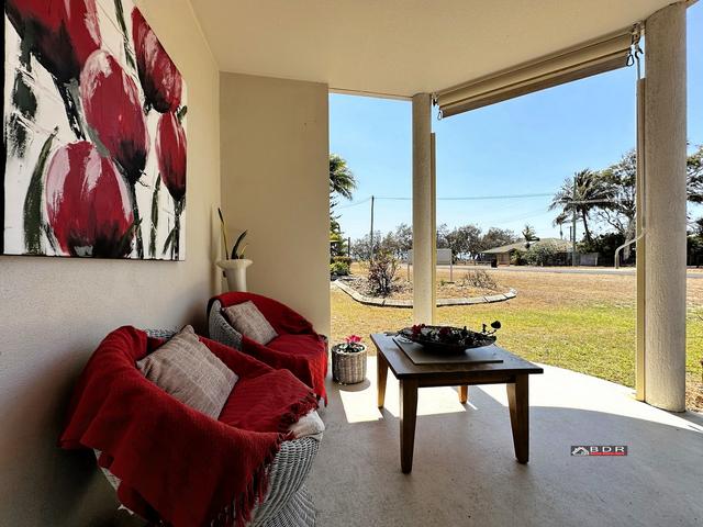 1/2 Poinciana Court, QLD 4660