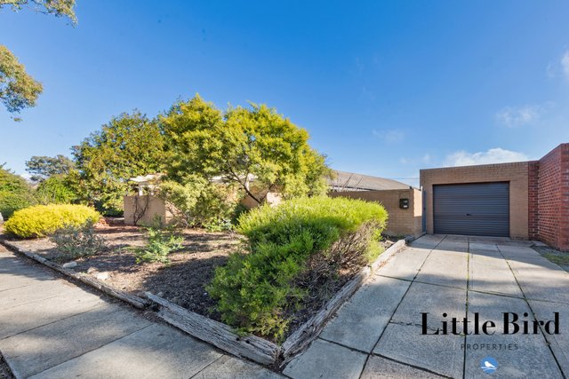 98 Namatjira Drive, ACT 2611