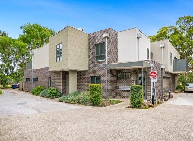 104/2 Vangelica Way, VIC 3752
