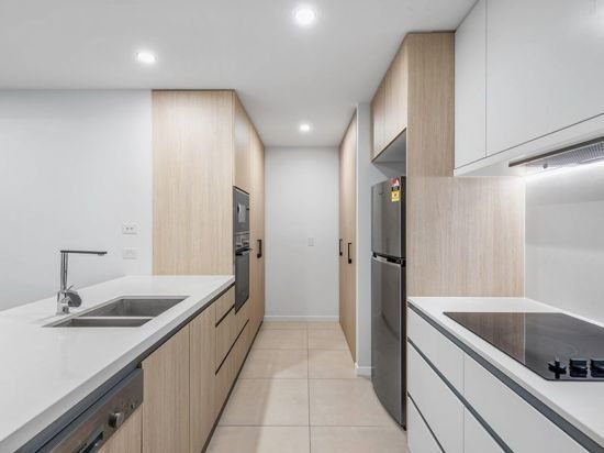 702/8 Zillah Street, QLD 4120