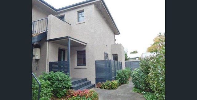 4/374 Orrong Road, VIC 3161