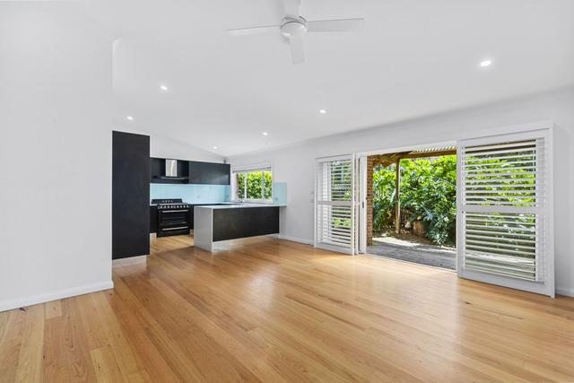 1/2 Anniversary Avenue, NSW 2260