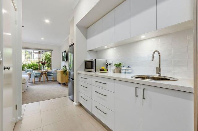 04/110-130 King Street, VIC 3109