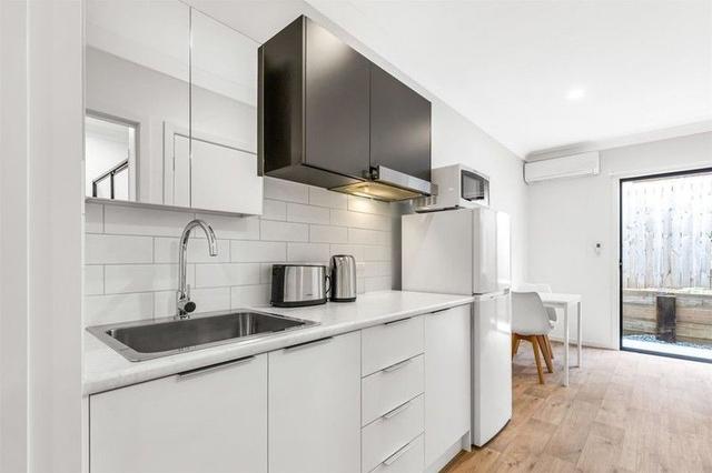 2/94 Winslow Street, QLD 4076