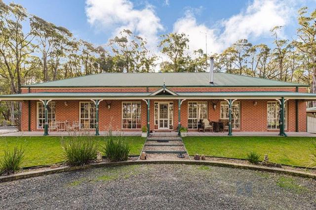 19 Pine Court, VIC 3341