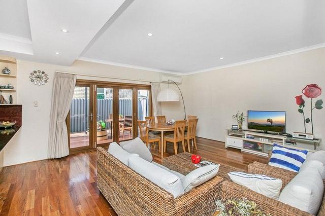2/4 Pearl Road, WA 6105