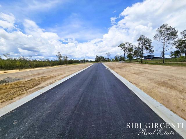 Country Road, QLD 4880