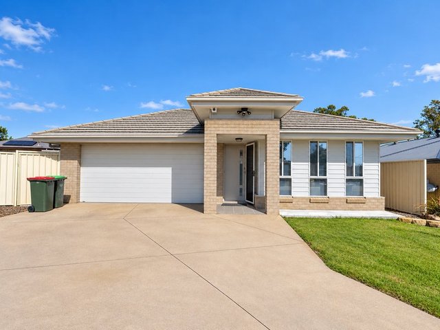 10 Hughes Close, NSW 2327