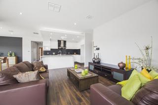 Family Room (2016-10-27)