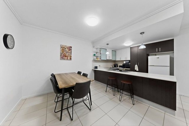 14/37 School Street, QLD 4059