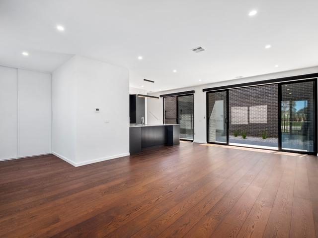 125 Sutherland Crescent, ACT 2913