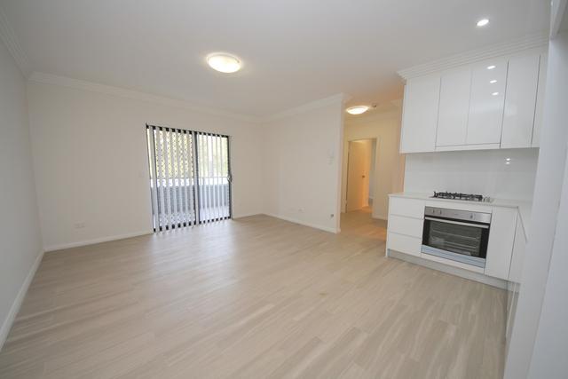 4/360 Hector Street, NSW 2197