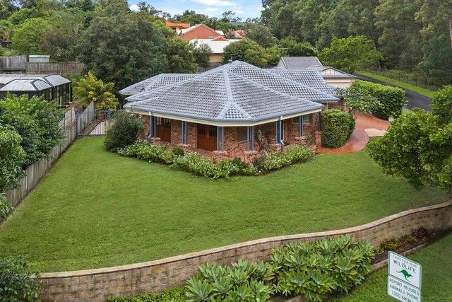 2 Highland Place, QLD 4035