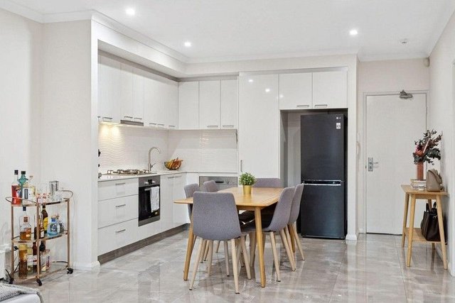 2/19 Lockwood Street, WA 6060