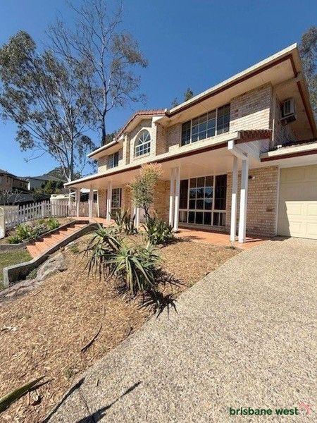 6 Hart Court, QLD 4069