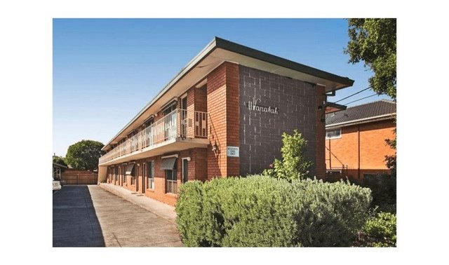 10/11 Waratah Avenue, VIC 3163