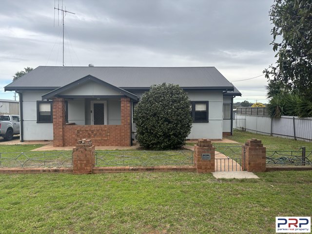 19 Thurlstone Street, NSW 2870