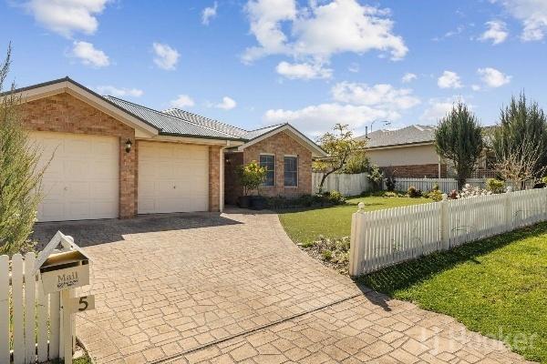 5 Tennyson Drive, NSW 2620