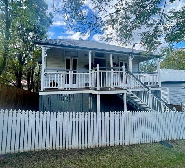 15 Stewart Street, QLD 4064