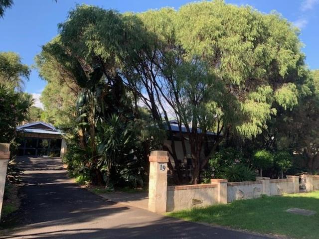 19 Riedle Drive (Studio), WA 6285