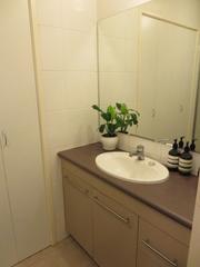 Bathroom (2015-03-18)