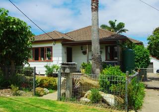 Front & Driveway