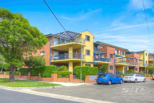 1/10 Belleverde Avenue, NSW 2135