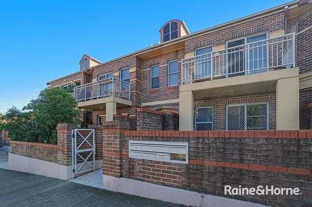 4/10 Webb Street, NSW 2132