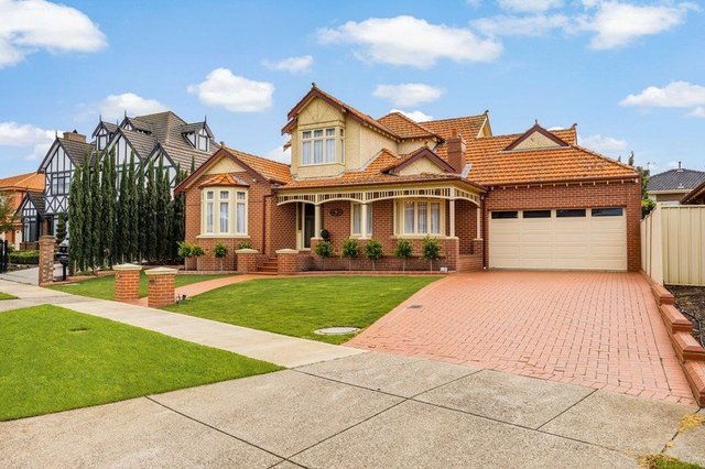 24 Plenty Close, VIC 3038