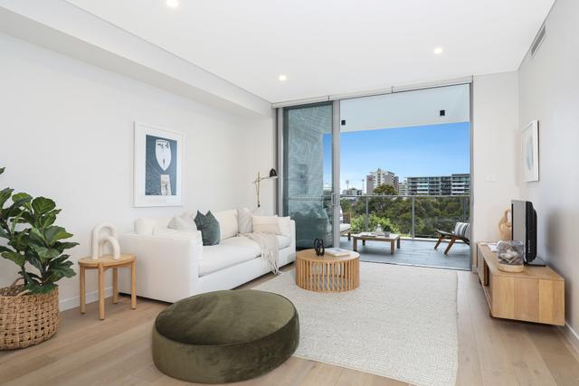 105/48 Bank Street, NSW 2500